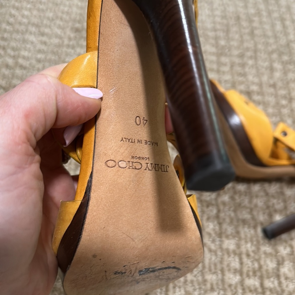 Nice shoes - Picture 4 of 4